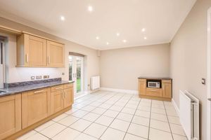 Photo 6- click for photo gallery